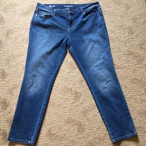 Liz Claiborne Skinny Boyfriend Jeans Medium Wash